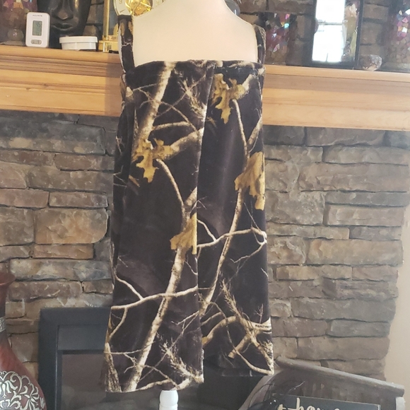 Bass Pro Shops Other - ⚡SALE⚡BASS PRO REEL TREE FLEECE ROBE S-M👇